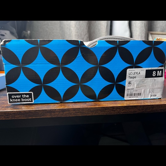 Liz Claiborne Womens Leyla Over the Knee Boots Block Heel Zip 8M and 9.5M - Picture 12 of 12